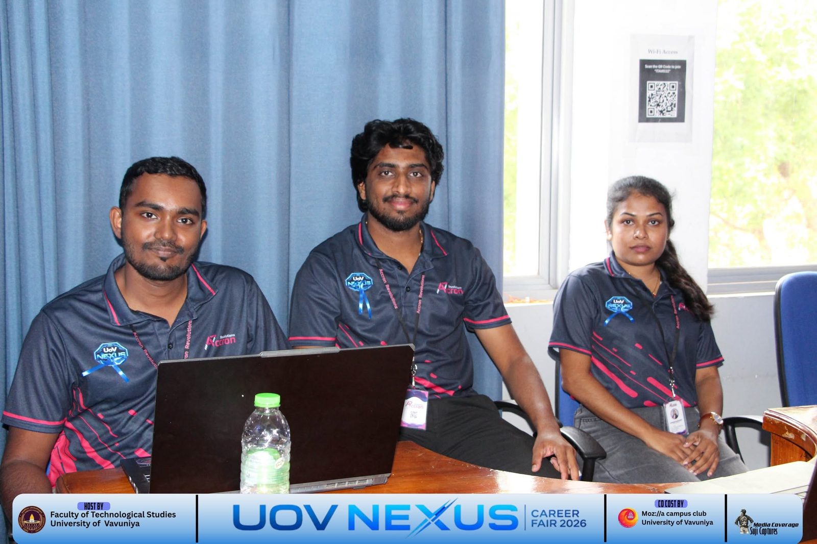 Accron Revolutions engineers at their exhibitor booth during the UoV NEXUS Career Fair 2026
